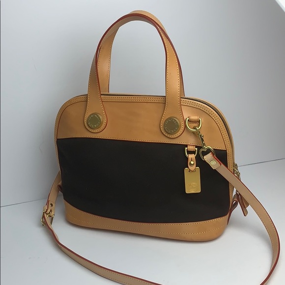 Dooney & Bourke Handbags - Dooney & Bourke Handbag with crossbody strap